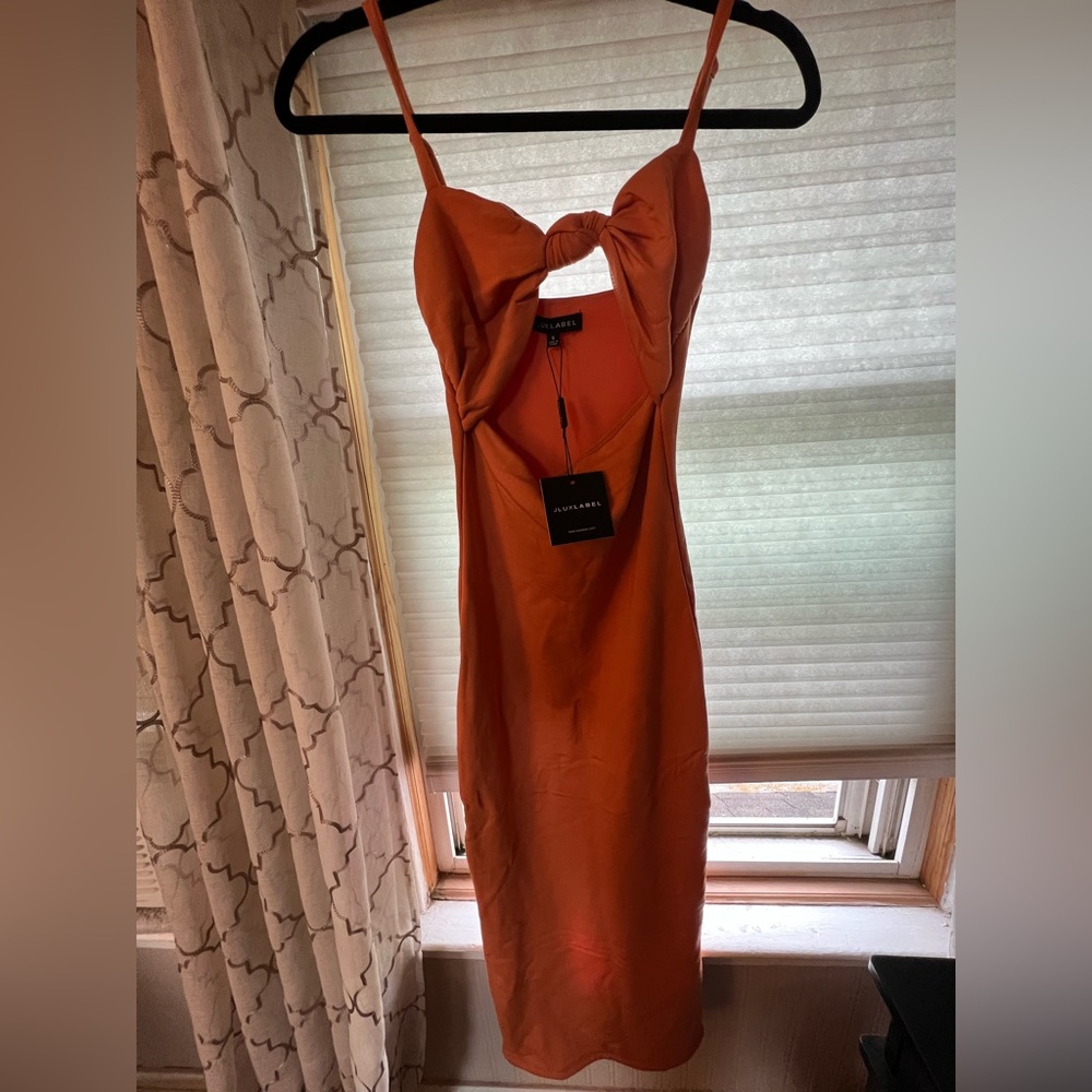 Tangerine MIDI dress, orange, size SMALL.